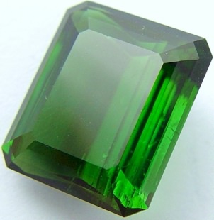 green tourmaline gemstone, exclusive loose faceted tourmalines, Madagascar gemstones shopping
